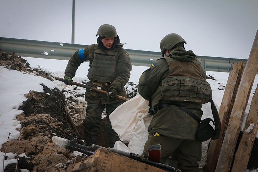 «Харьков мы не сдадим», — украинские защитники показали, как держат оборону города (видео)