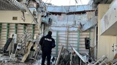 Россияне обстреляли спорткомплекс «Акварена» в Харькове (фото, видео)