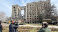 При ракетном ударе по зданию ОГА в Николаеве погибли 9 человек, 28 — ранены (фото)