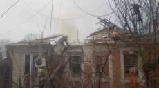 Под завалами дома на Харьковщине нашли тела взрослого и ребенка