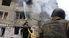 Спасатели с утра 31 марта тушили пожары в многоэтажках на Салтовке (фото)