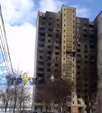 В соцсетях показали состояние многоэтажки в Харькове после обстрела (видео)