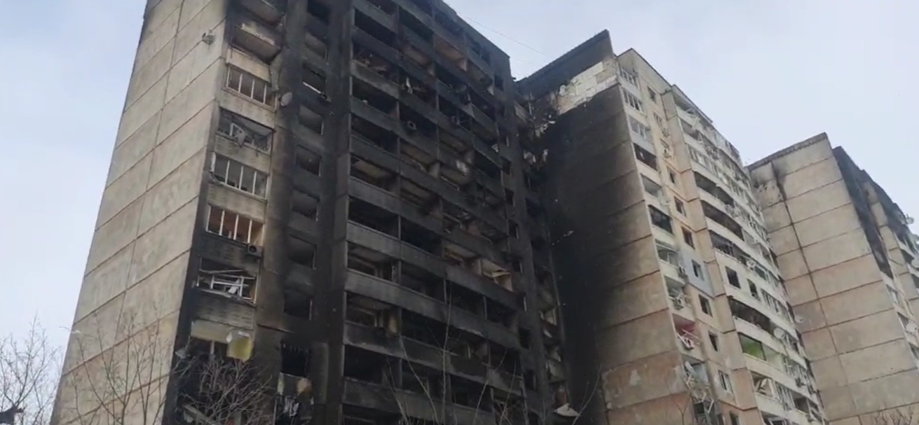 «Расслабляться нельзя. Еще стягиваются войска российской армии. Ситуация очень напряженная», — мэр Харькова