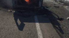 В Изюме оккупанты обстреляли автобус (видео, фото)