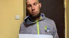 Харьковчане задержали мародера и сдали его полиции