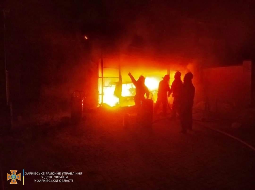 В Рогани спасатели тушат пожары четверо суток подряд