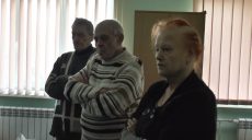 В Лозовой показали, как разместили около 400 беженцев из Изюма (видео)