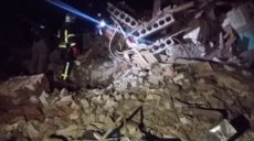 На Харьковщине вражеский снаряд разрушил дом: погибли двое человек, среди них — 7-летний ребенок (фото)