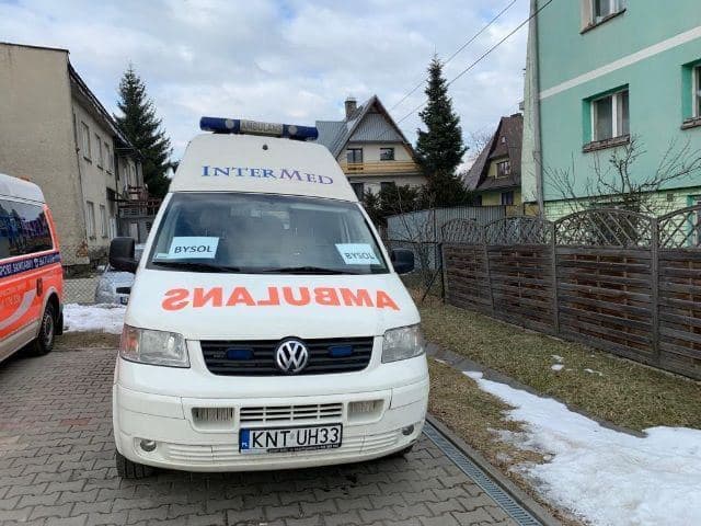 Белорусы собрали денег и купили два реанимобиля для Украины