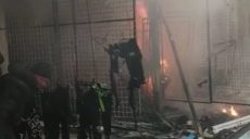 Почти уничтоженный обстрелами и пожарами рынок в Харькове восстанавливает работу