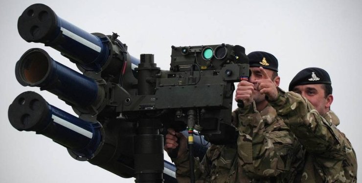 США и Британия поставят Украине сотни современных систем ПВО