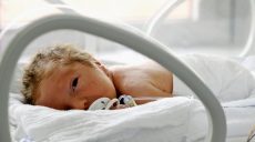 Через смерть немовляти лікарка з пологового у Харкові отримала підозру