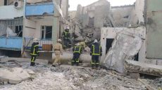 Из-под руин дома на Харьковщине спасатели извлекли тела 3-х взрослых и 2-х детей