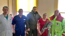 Фельдшер харьковской «скорой», раненая во время обстрела, рвется на работу (фото)