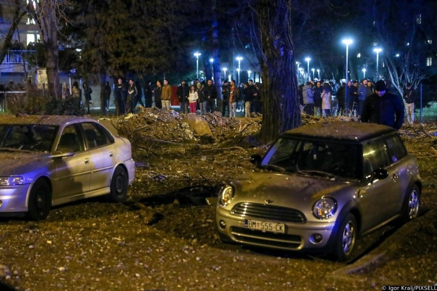 В Загребе с неба упал неизвестный объект, был слышен звук взрыва (фото, видео)
