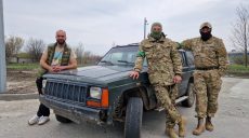 Харьковские «перекупы» снабжают машинами украинскую армию