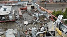 Демилитаризация бургеров: россияне обстреляли McDonald’s в Харькове (фото)