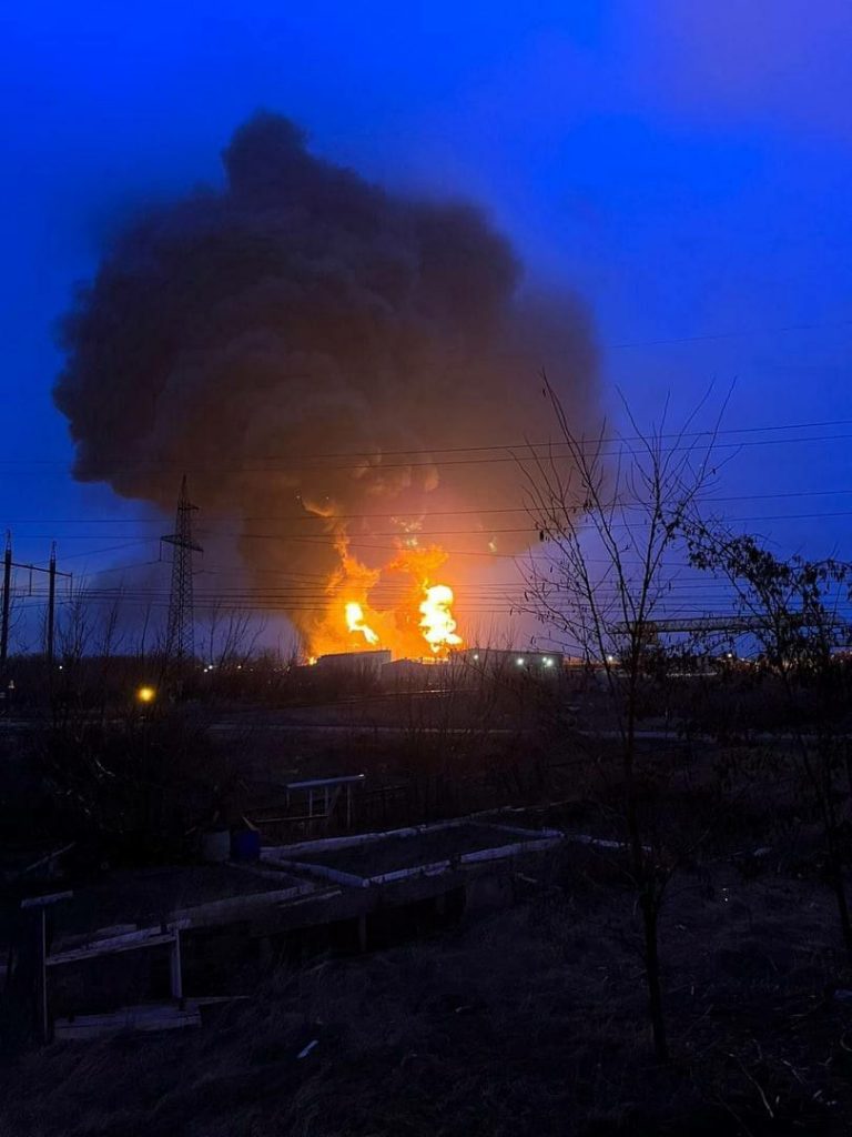 В Минобороны Украины прокомментировали пожар на нефтебазе в Белгороде