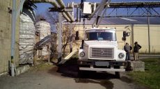 В 3353 жилых дома Харькова дали горячую воду
