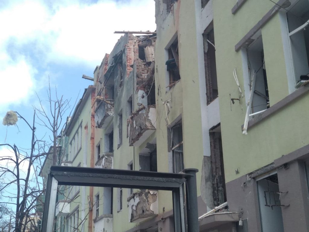 В Харькове из-под завалов достали тела 112 человек, 59 граждан удалось спасти