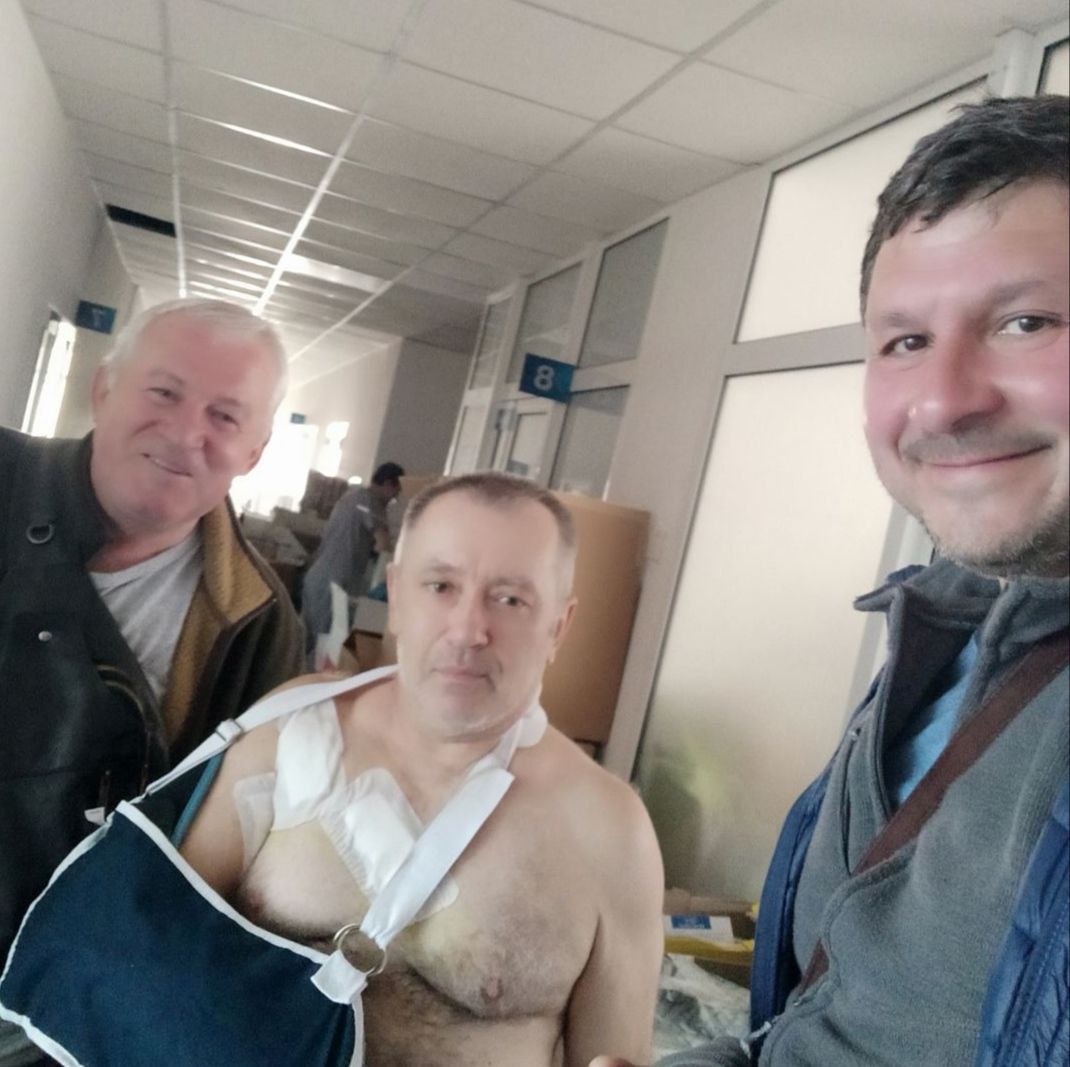 Сотрудника парка Горького, раненного при обстреле, выписали из больницы