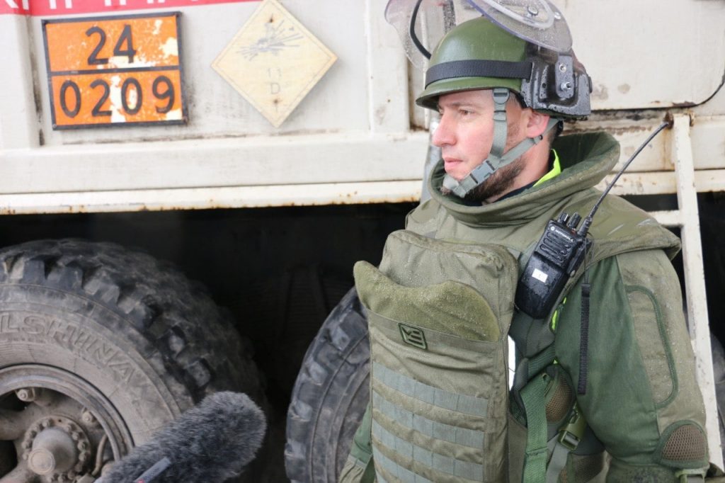 В течение дня ГСЧС продолжает обезвреживать мины в Харькове