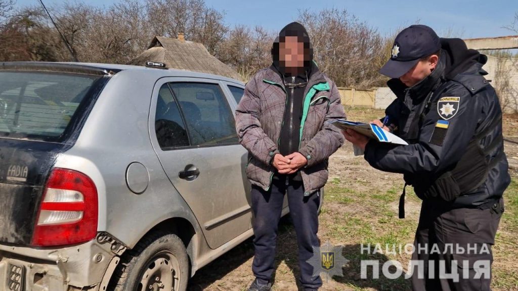 Перевозил наркотики на угнанном автомобиле — полиция в Валках задержала угонщика