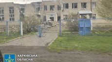 Захватчики снова обстреляли Изюмщину: разрушены школа и дома