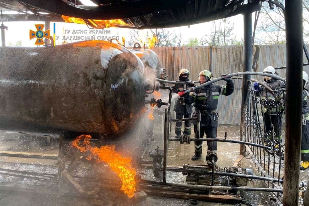 Пожар на заправке в Солоницевке