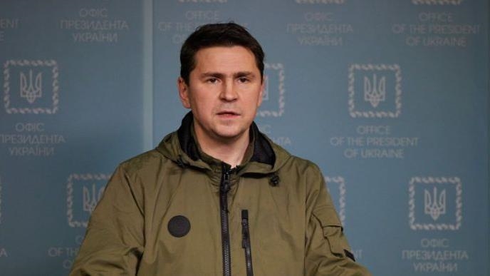 «Украина будет защищать себя любым способом, в том числе ударами по составам и базам убийц», — Подоляк