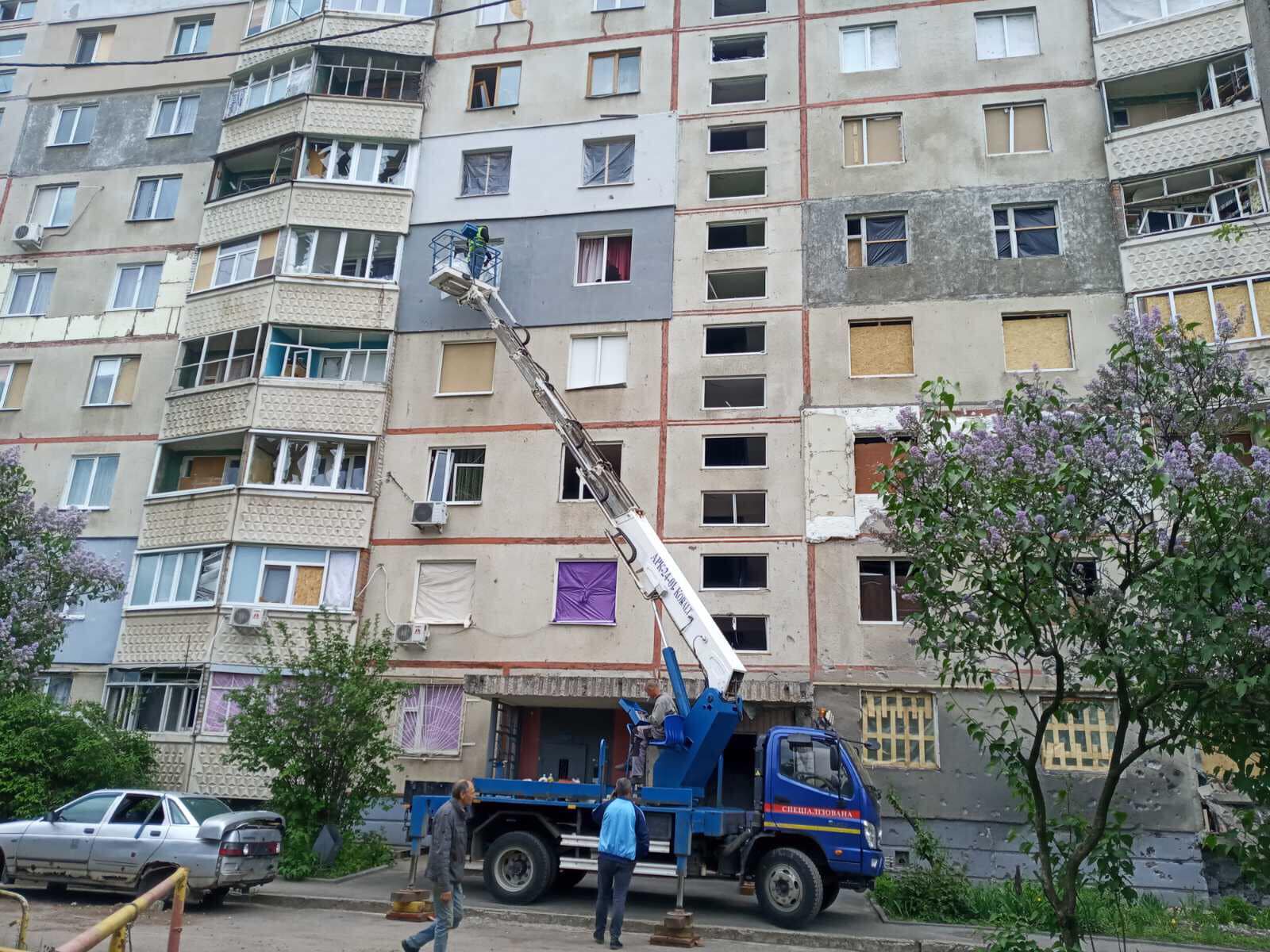 Дом в Харькове после российских обстрелов