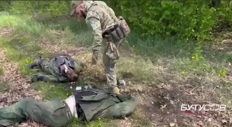 Тела военных РФ на Харьковщине валяются на свалках (видео)
