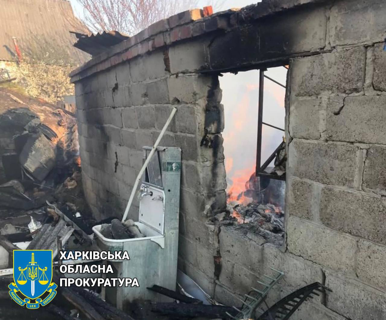 Россияне обстреляли Золочев и ближайшие села: двое раненых, повреждены десятки домов