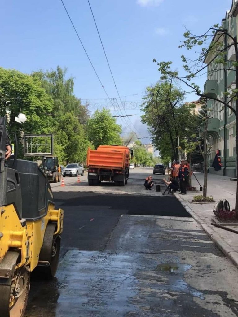 В Харькове начали ремонт улицы Сумской (фото)