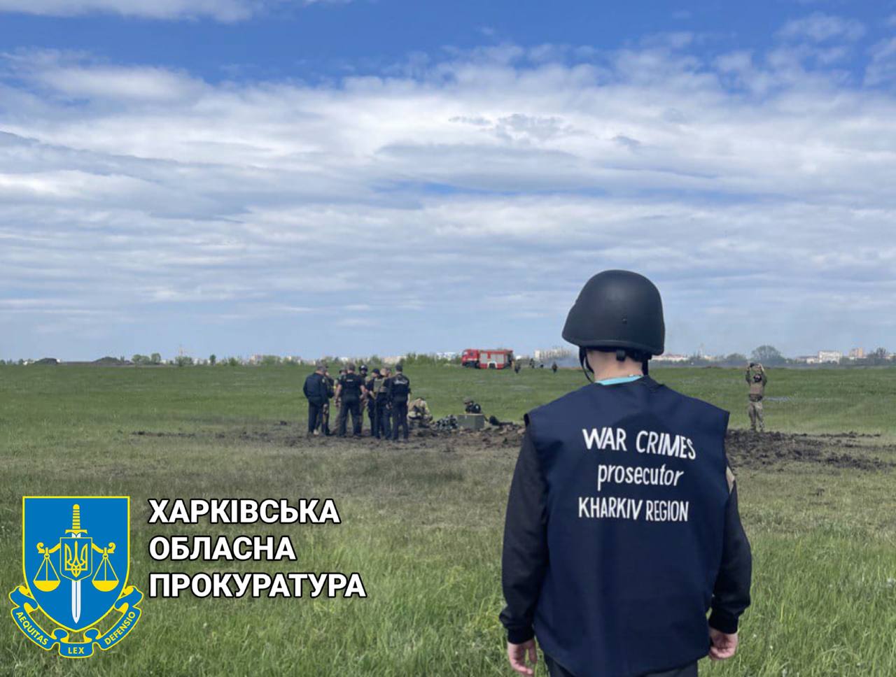 Прокурор в Харьковском аэропорту после обстрела
