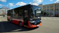 Сегодня в Харькове на линии вышли 14 троллейбусов и 68 автобусов