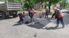 У незадовільному стані – відремонтувати дороги на ХТЗ просять мерію Харкова