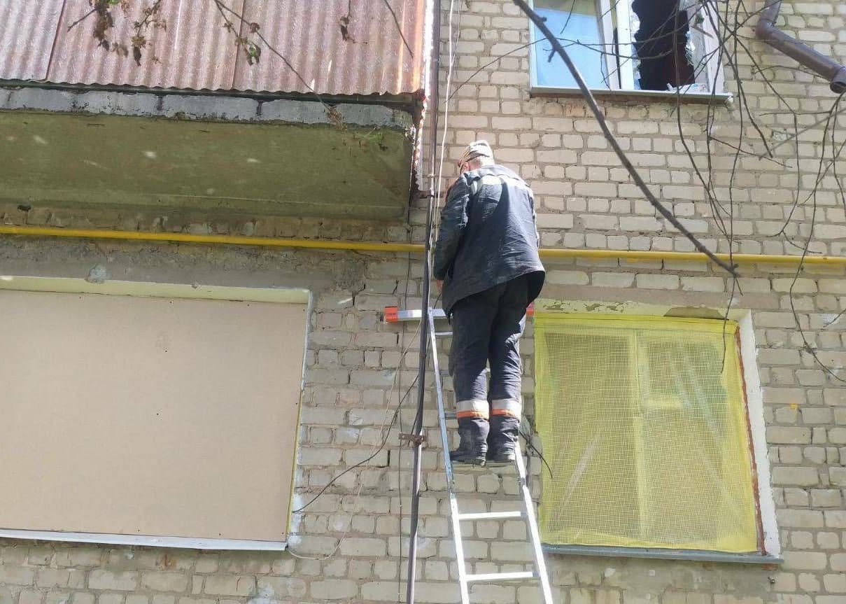 В Дергачах и Золочеве ремонтируют газовые сети, поврежденные из-за вражеских обстрелов