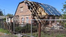 Оккупанты продолжают беспощадно обстреливать Дергачевщину
