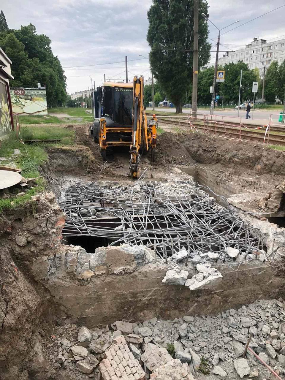 В Харькове возобновили работы по перекладке магистральных теплосетей, которые остановили из-за обстрелов