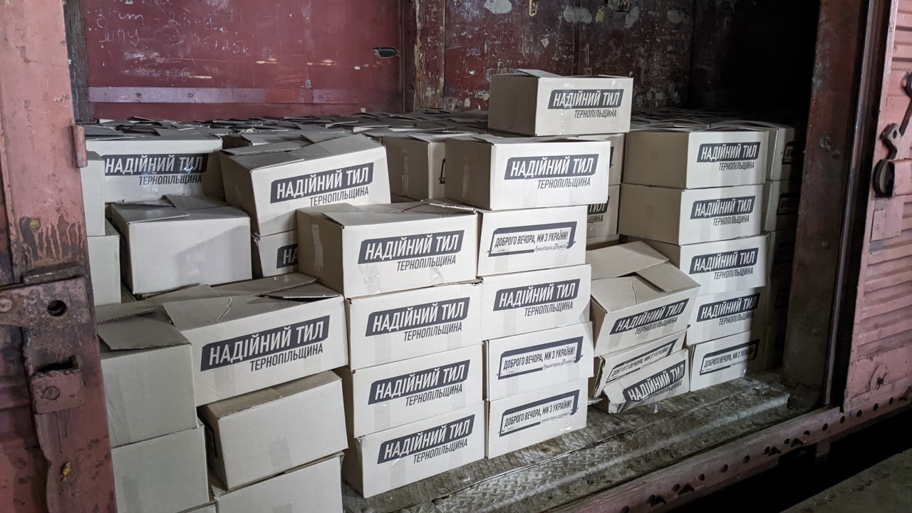 В Харькове возобновили выдачу президентской «гуманитарки» (фото)