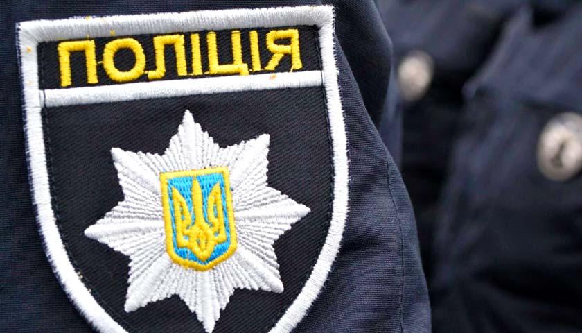 В Ольшанах полицейские остановили Mercedes с оружием