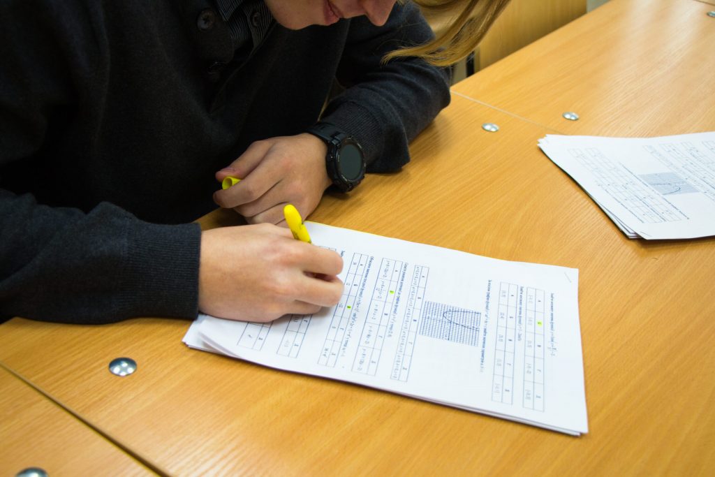На мультипредметный тест зарегистрировались больше 8 тысяч выпускников Харьковщины