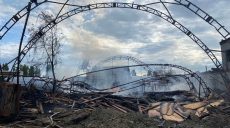 В Харькове в результате обстрелов сгорел склад с древесиной, в Циркунах – амбар с зерном (фото)