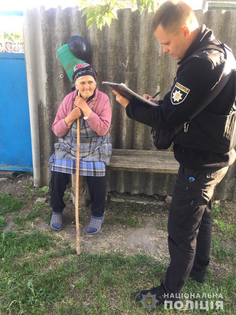 Полицейские фиксируют преступления оккупантов на Харьковщине