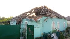 В селе под Харьковом разбомбили жилой дом: пострадали два человека