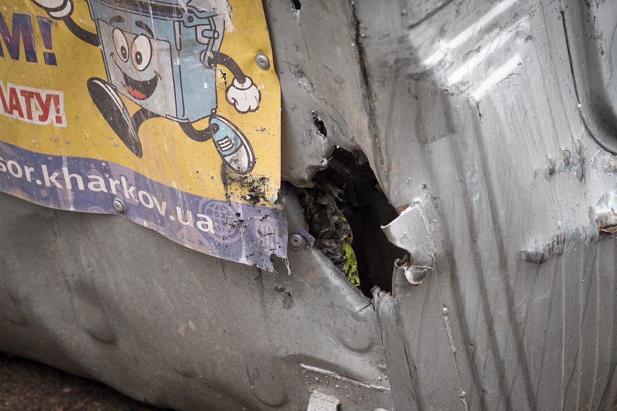 Харьковское КП «Комплекс по вывозу бытовых отходов» восстанавливает контейнеры, поврежденные обстрелами