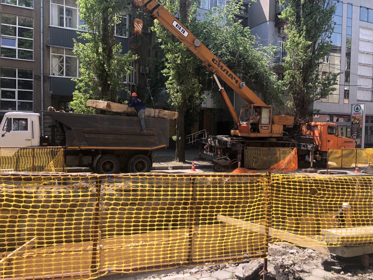 В Харькове восстанавливают котельные "ХТС", разрушенных при бомбежках