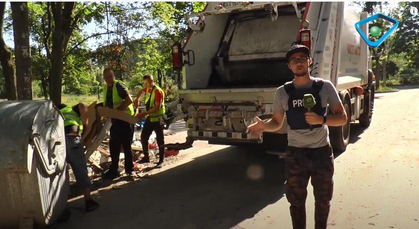 Вивіз сміття під обстрілами: як працюють комунальники у військовому Харкові (відео)