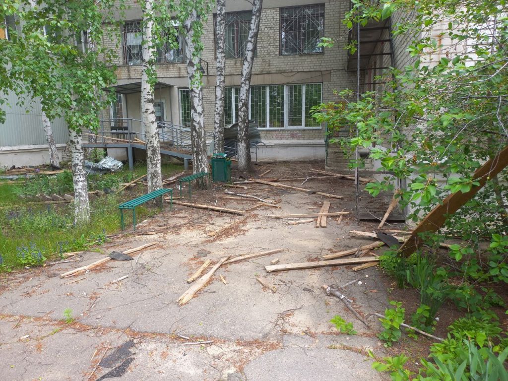 На Салтовке ремонтируют административное здание «ХТС» (фото)